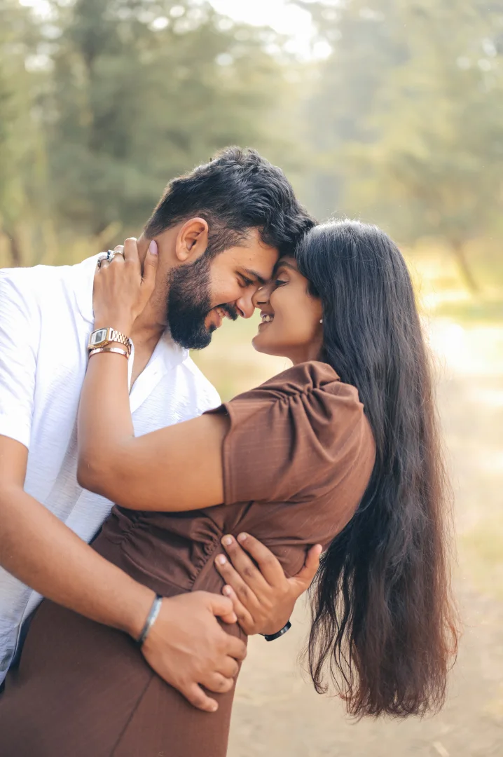 FLORA & MIHIR